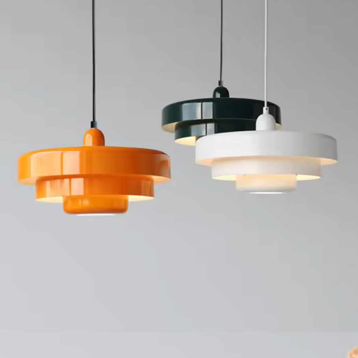 Suspension rétro AURA™ Mid-Century en métal laqué